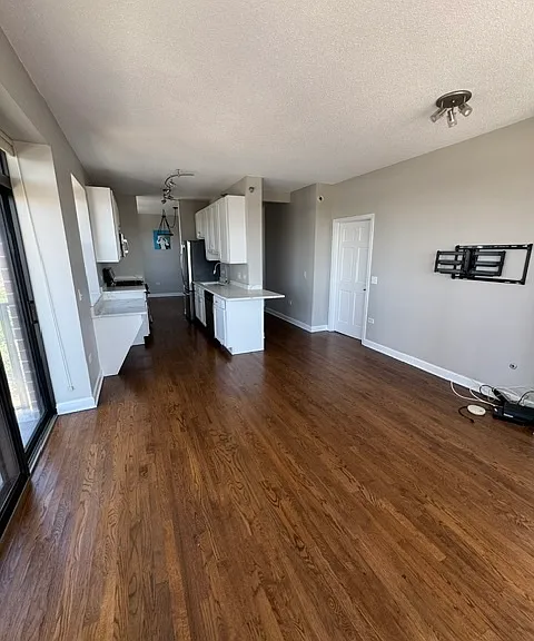 1529 S State St #15H — Photo 15