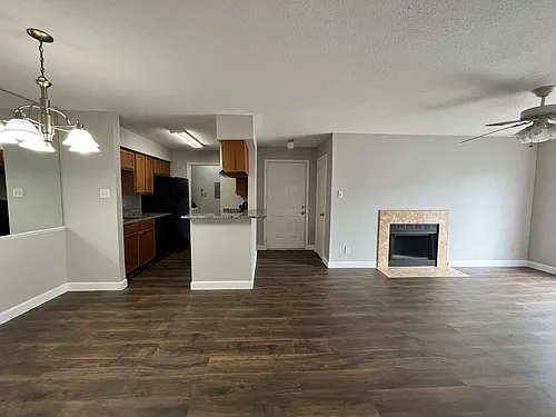 9700 Leawood Blvd Photo 1