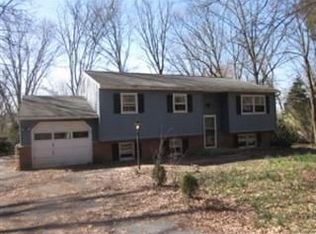 350 Furnace Hill Rd, Elizabethtown, PA 17022