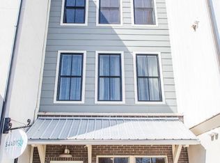 2054 Celadon Dr NE #73, Grand Rapids, MI 49525