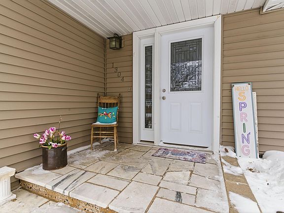 3rd image of 1304 9th St SW