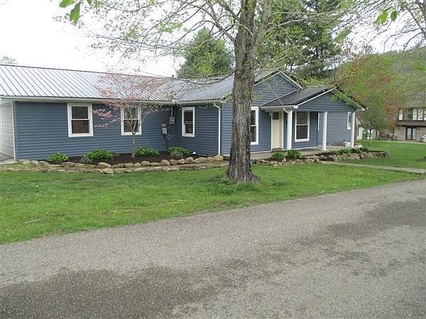 1st image of 124 Forest Ave