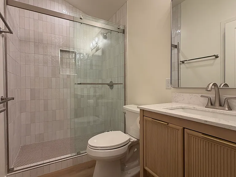8472 San Carlos Way #B — Photo 2