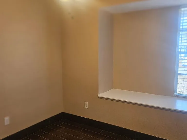 1225 Armsdale Ave — Photo 18