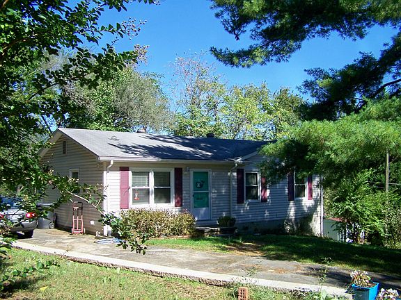 2nd image of 4659 Artrip Ln