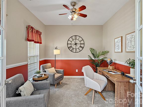 5th image of 129 Crimson Orchard Dr