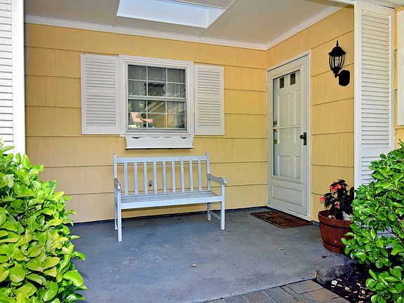 3rd image of 24 Seville Ln