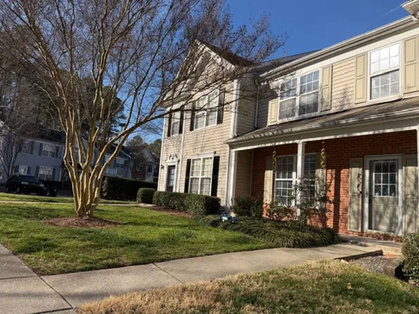 712 Canyon Lake Cir, Morrisville, NC 27560