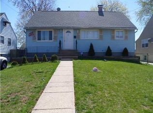 215 Regina St, Iselin, NJ 08830