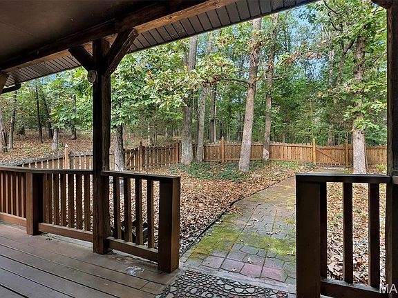5th image of 8967 Moss Hollow Rd