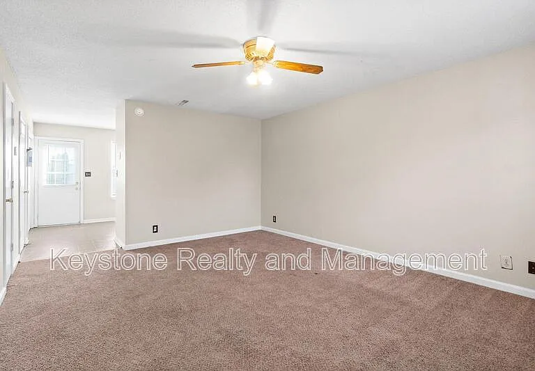 1630 Baltimore Dr #A — Photo 3