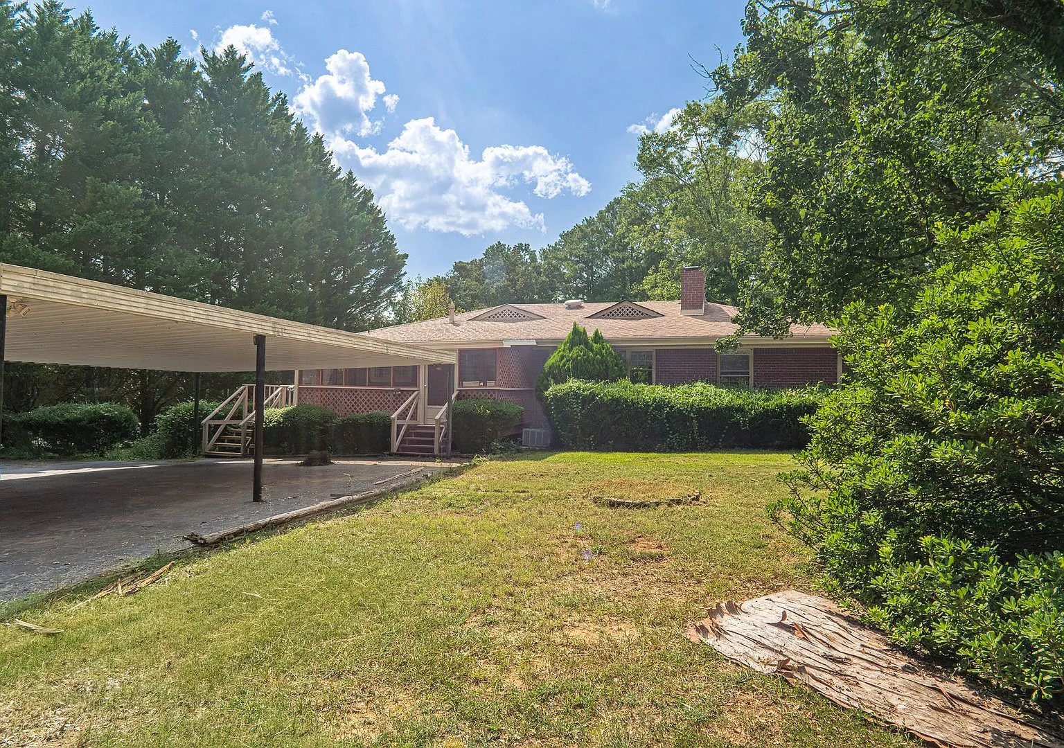 Updated 2BR/1.5BA Smyrna Home with Basement, New Porch & 2,072 Sq Ft — Photo 1