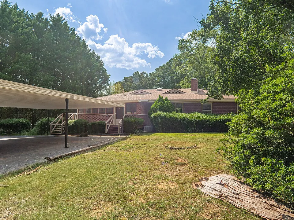 3021 Old Concord Rd SE