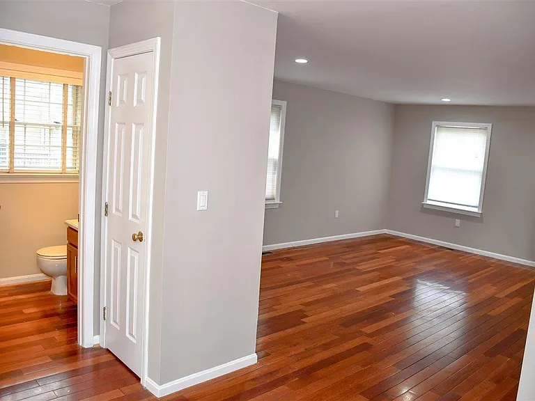 52 Cadogan Way — Photo 14