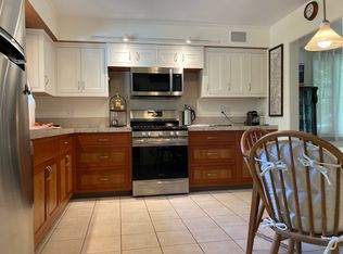 80 Wildwood Dr, Burlington, VT 05408