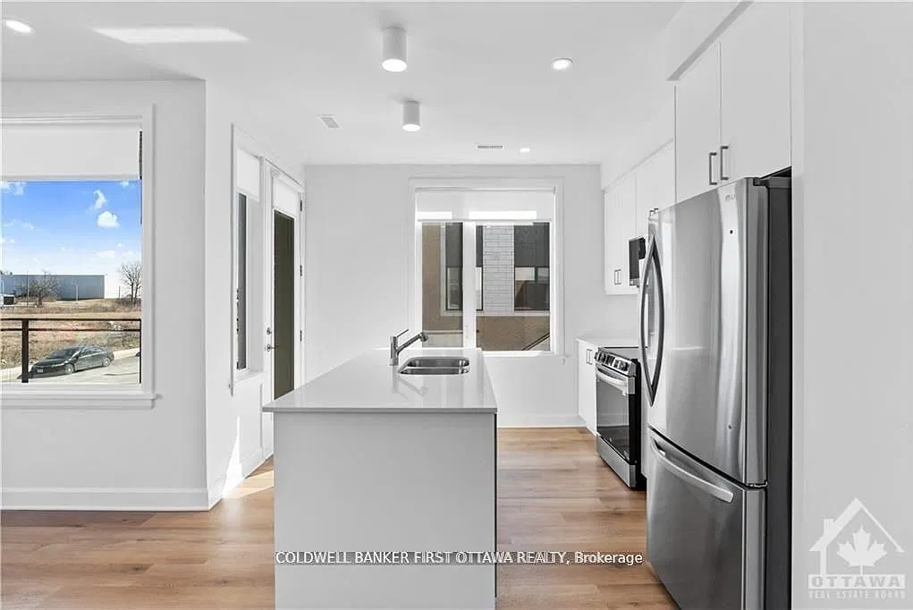 2 bed, $2,925 — Photo 4