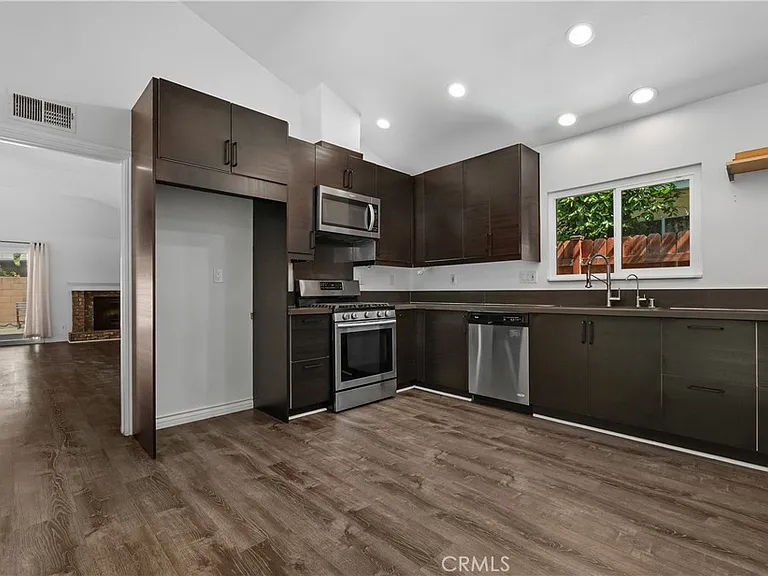 8349 Lurline Ave — Photo 35