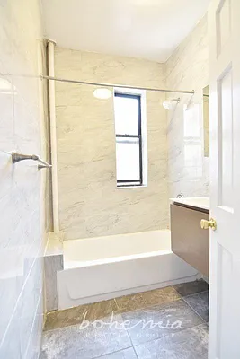 Rented by Bohemia Realty Group | media 7