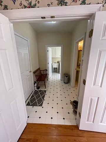 1140 Beverly Dr — Photo 6