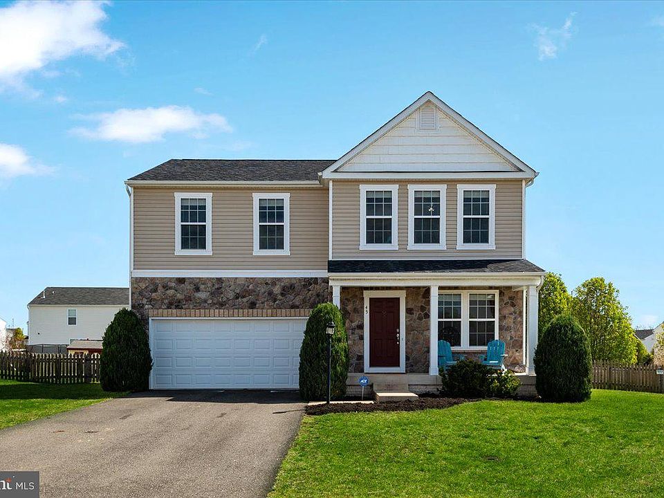 1st image of 45 Charter Gate Dr