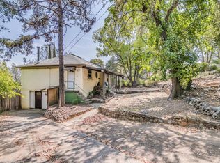 2225 Vista Ave, Redding, CA 96001