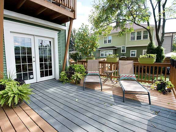4th image of 3556 Carrollton Ave