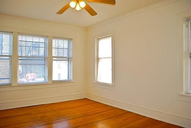 2nd image of 1104 N Van Buren St #0B-1Ba-300Sqft