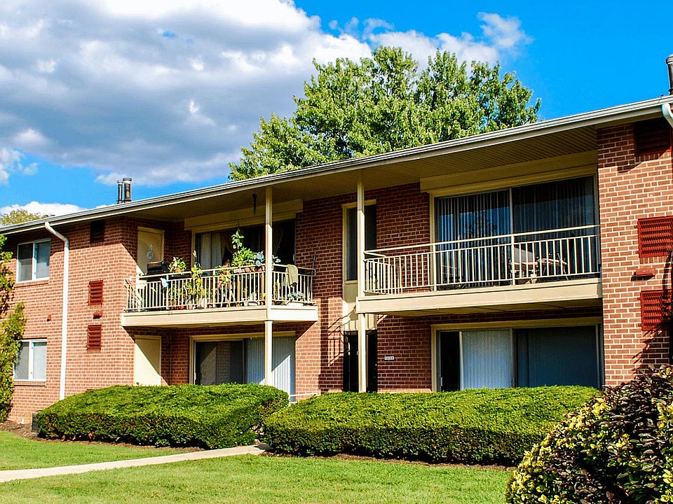 Carriage Hill Aparments