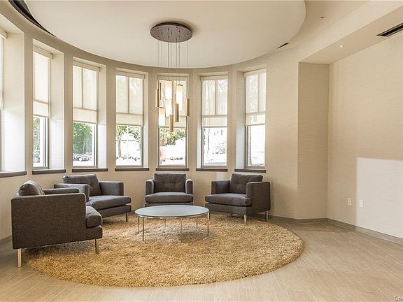 5th image of 300 Columbus Ave APT 2D