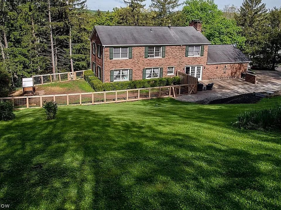 1st image of 100 Wildwood Dr