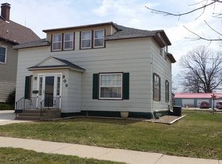 309 3rd Ave E, Cresco, IA 52136