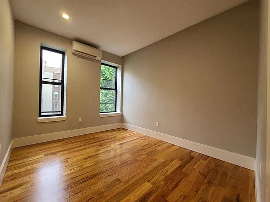 Rented by Landslide Realty Corp | media 59