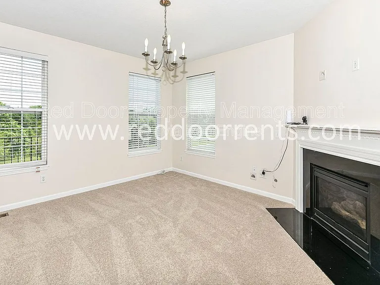 13340 Golden Gate Dr E — Photo 10