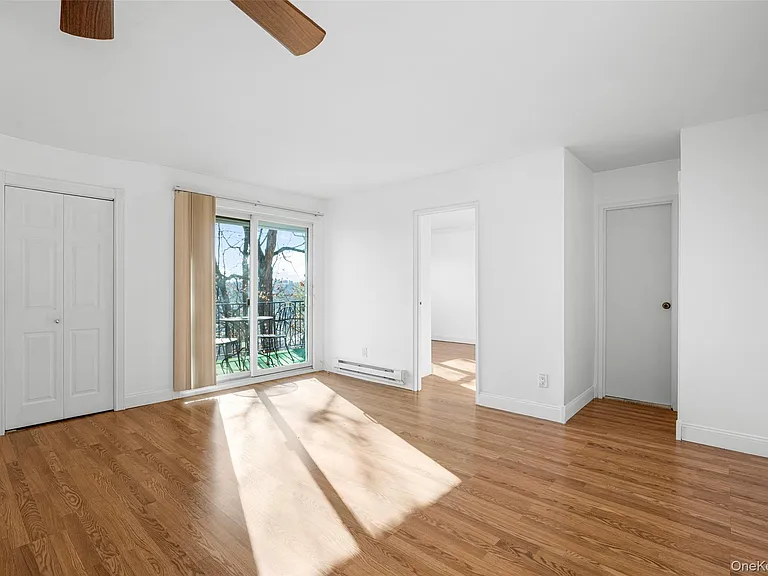 55 Fieldstone Dr #69 — Photo 4