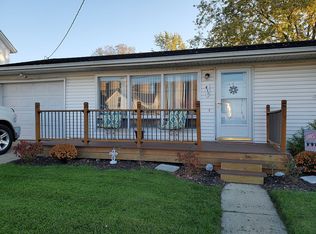 411 W State St, Botkins, OH 45306