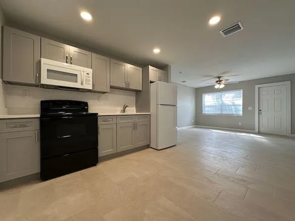 3517 Windsor Ave, West Palm Beach, FL 33407