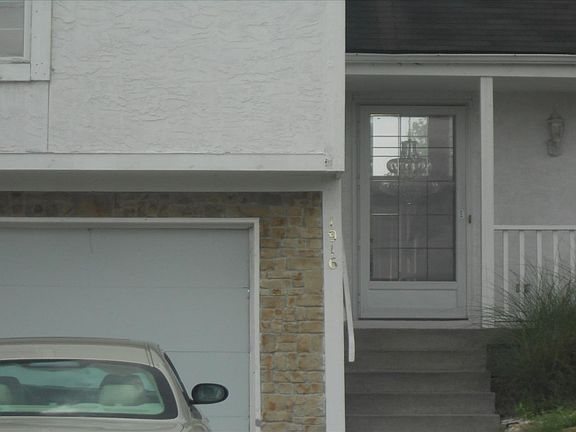 5th image of 1916 Norton Ave