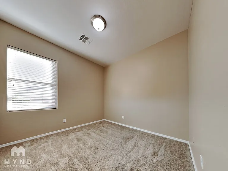 4532 E Harrison St — Photo 22