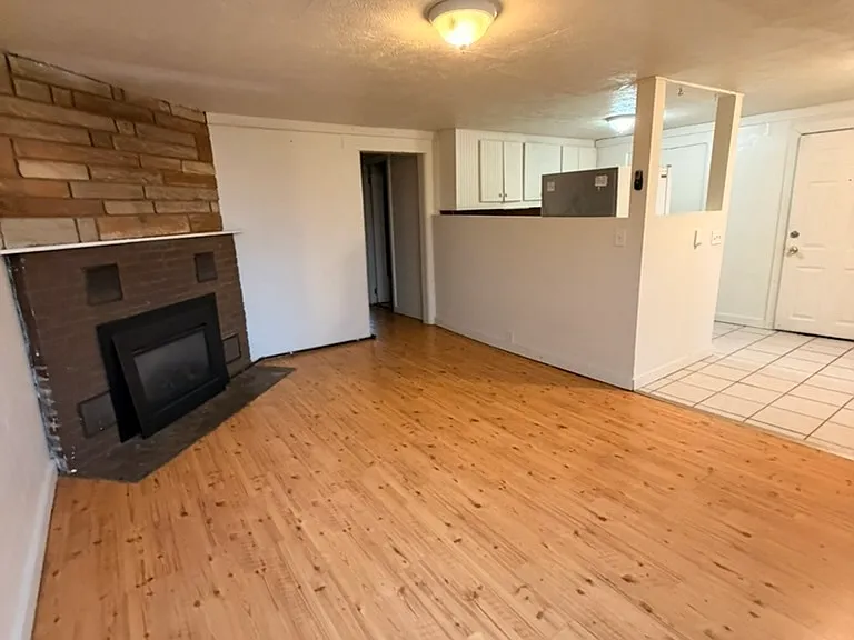 37 Biggs Ln — Photo 2