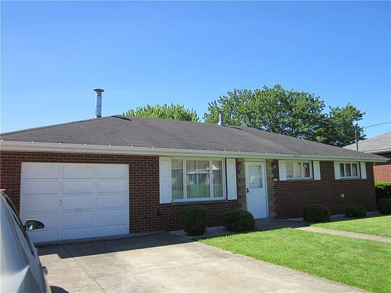 1st image of 2732 Russell Dr