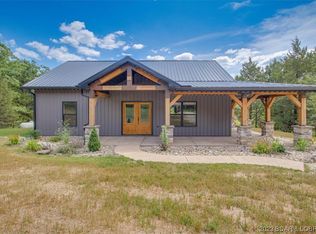 33 Gageville Rd, Eldon, MO 65026