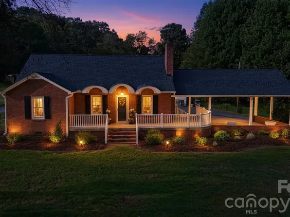 2430 Highway 64/90 None W, Taylorsville, NC 28681