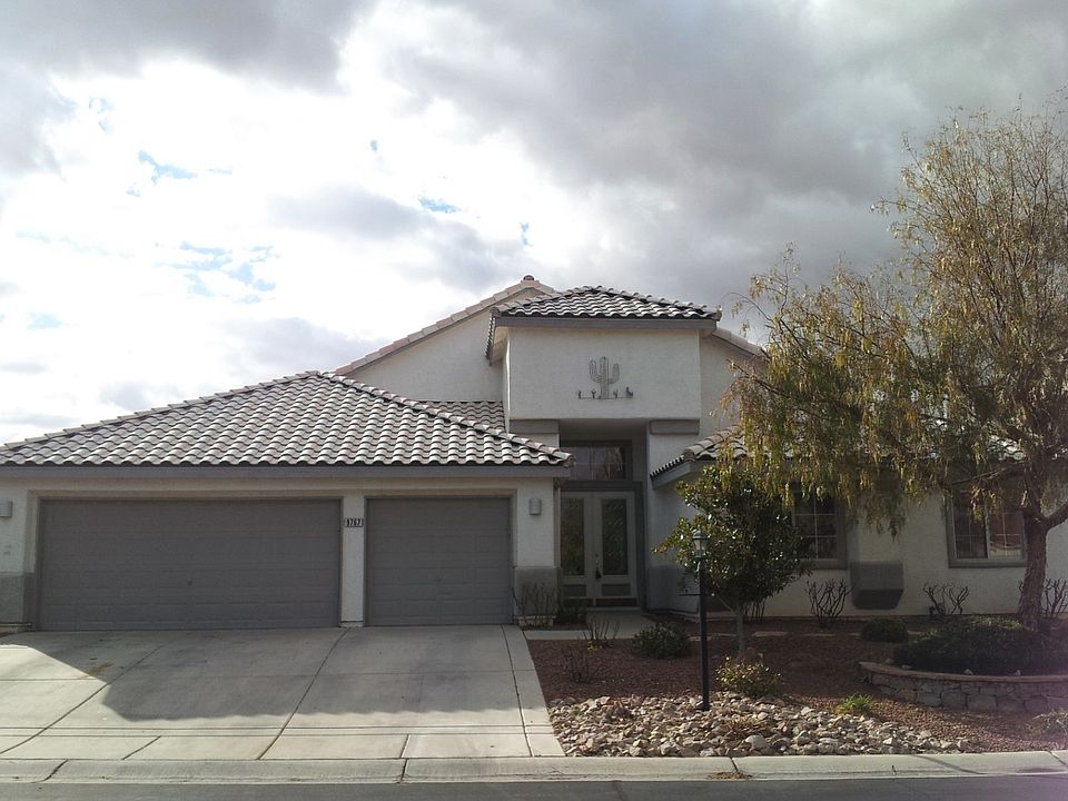 1st image of 9767 La Cienega St