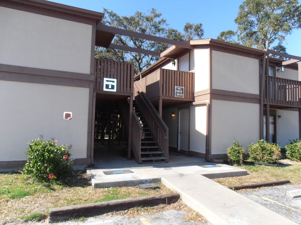 1st image of 5026 Water Oak Dr APT 112