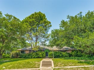 7111 Twin Tree Ln, Dallas, TX 75214