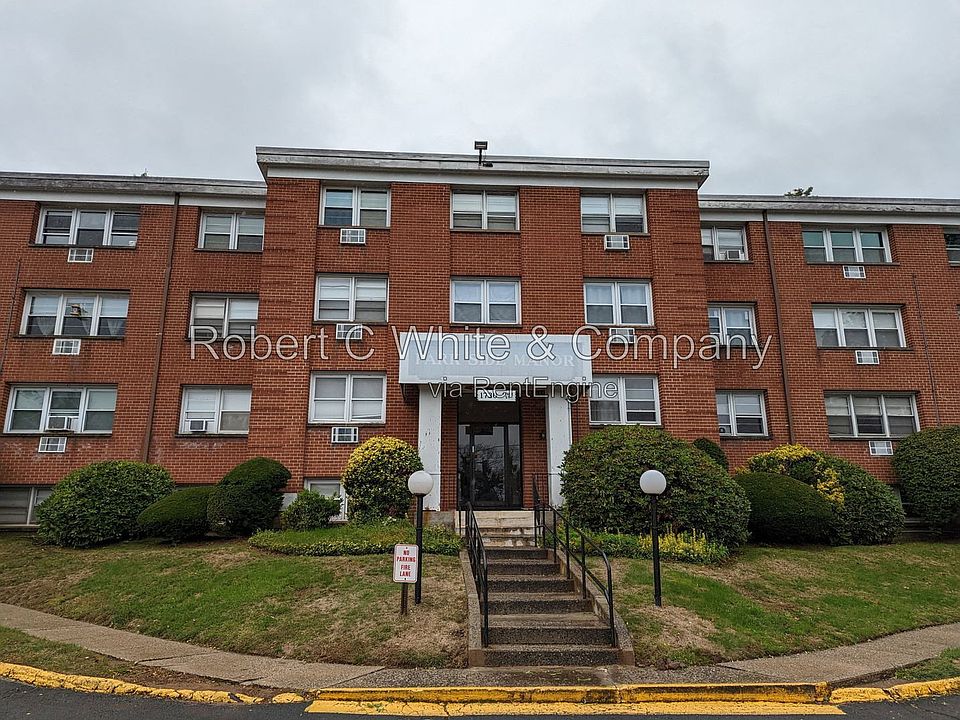 1st image of 1730 State St APT 408
