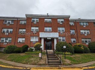 1730 State St APT 408, Hamden, CT 06517