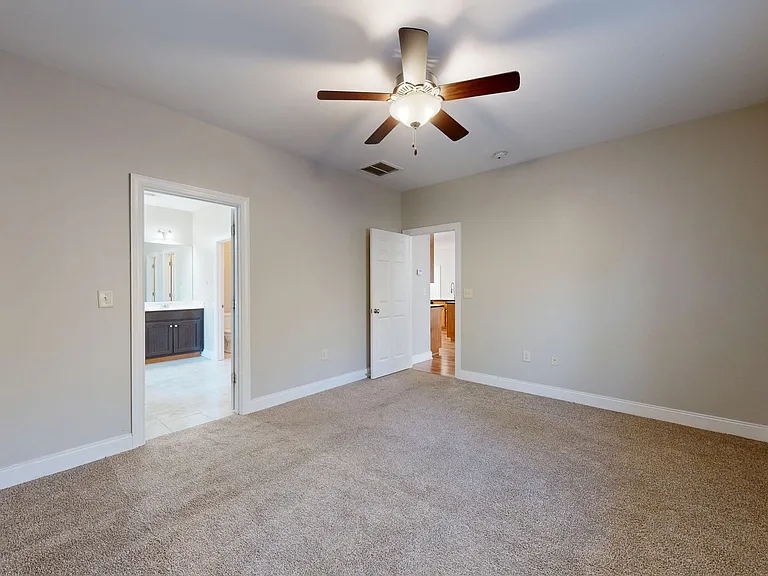176 Garrett Dr — Photo 9