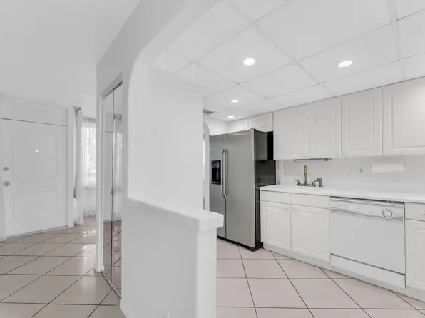 1401 S Federal Highway #218, Boca Raton, FL 33432