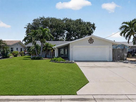 4th image of 541 LILLIAN DRIVE